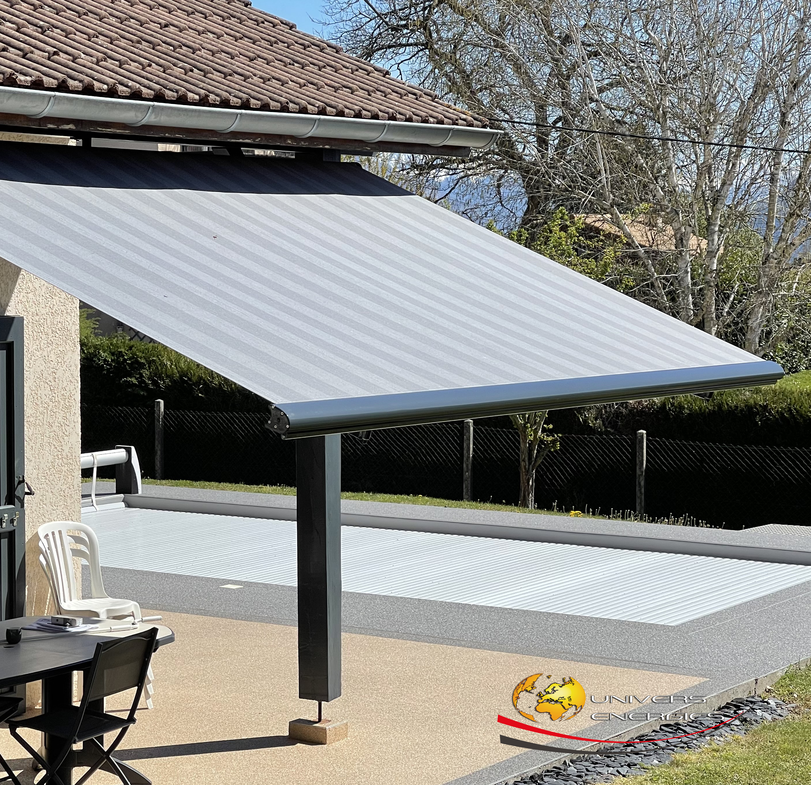 Pose de store bannes - Univers Energies